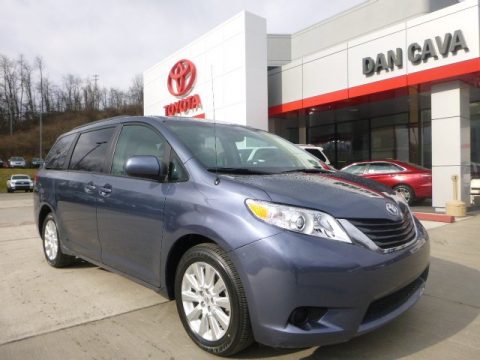 Shoreline Blue Pearl Toyota Sienna LE AWD.  Click to enlarge.
