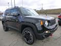 Front 3/4 View of 2015 Jeep Renegade Trailhawk 4x4 #9