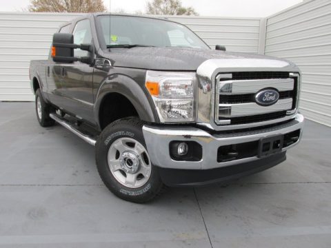 Magnetic Ford F250 Super Duty XLT Crew Cab 4x4.  Click to enlarge.