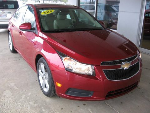 Crystal Red Tintcoat Chevrolet Cruze LT.  Click to enlarge.