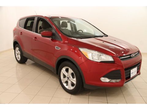 Ruby Red Metallic Ford Escape SE 1.6L EcoBoost.  Click to enlarge.