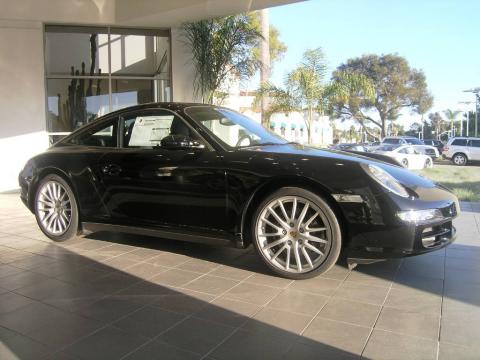 Black Porsche 911 Targa 4.  Click to enlarge.