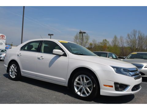 White Suede Ford Fusion SEL V6.  Click to enlarge.