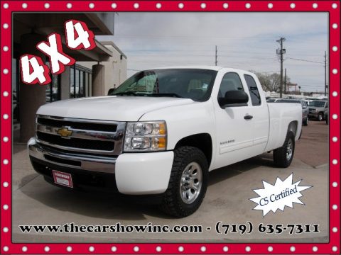 Summit White Chevrolet Silverado 1500 LT Extended Cab 4x4.  Click to enlarge.