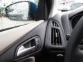 2015 Focus SE Sedan #23
