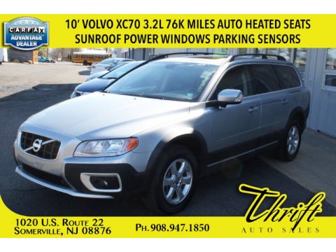 Electric Silver Metallic Volvo XC70 3.2 AWD.  Click to enlarge.