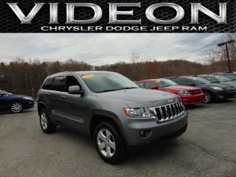 Mineral Gray Metallic Jeep Grand Cherokee Laredo 4x4.  Click to enlarge.