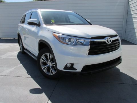 Blizzard Pearl White Toyota Highlander XLE.  Click to enlarge.
