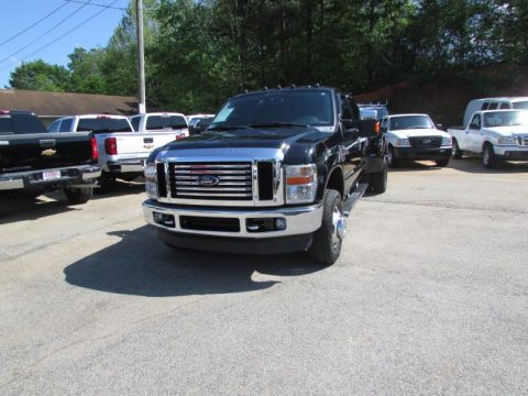 Black Clearcoat Ford F350 Super Duty Lariat Crew Cab 4x4 Dually.  Click to enlarge.