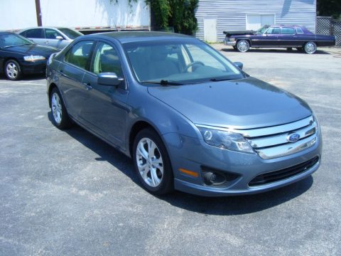 Steel Blue Metallic Ford Fusion SE.  Click to enlarge.