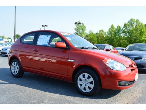 Tango Red Hyundai Accent GS 3 Door.  Click to enlarge.