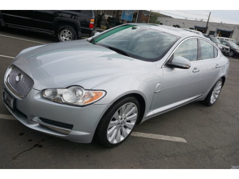 Liquid Silver Metallic Jaguar XF Premium Luxury.  Click to enlarge.