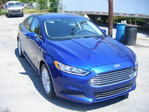 Deep Impact Blue Metallic Ford Fusion SE.  Click to enlarge.