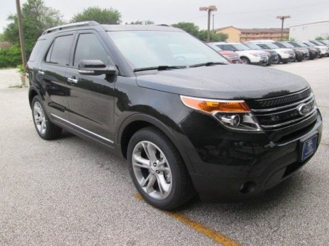 Tuxedo Black Ford Explorer Limited.  Click to enlarge.