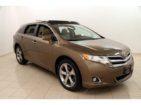 Golden Umber Metallic Toyota Venza XLE AWD.  Click to enlarge.