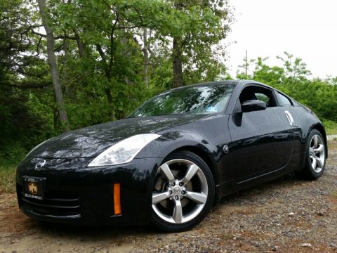 Magnetic Black Pearl Nissan 350Z Touring Coupe.  Click to enlarge.
