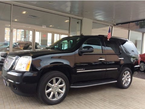 Onyx Black GMC Yukon Denali AWD.  Click to enlarge.