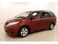 Front 3/4 View of 2014 Toyota Sienna LE #3