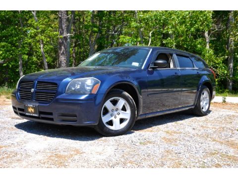 Midnight Blue Pearl Dodge Magnum SXT.  Click to enlarge.
