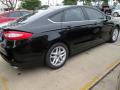 2016 Fusion SE #6