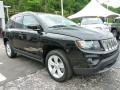 Front 3/4 View of 2014 Jeep Compass Latitude 4x4 #7