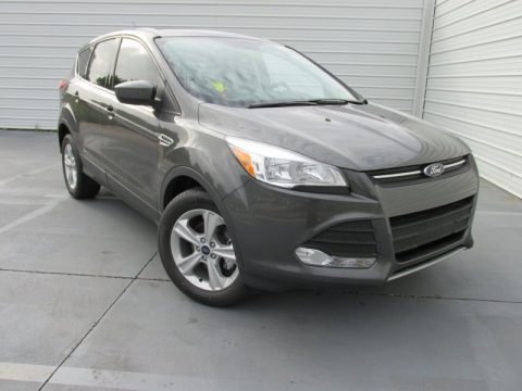 Magnetic Metallic Ford Escape SE.  Click to enlarge.