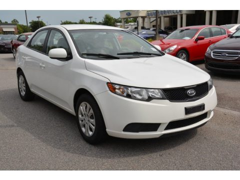 Clear White Kia Forte LX. Click to enlarge. Clear White Kia Forte LX. Click to enlarge.