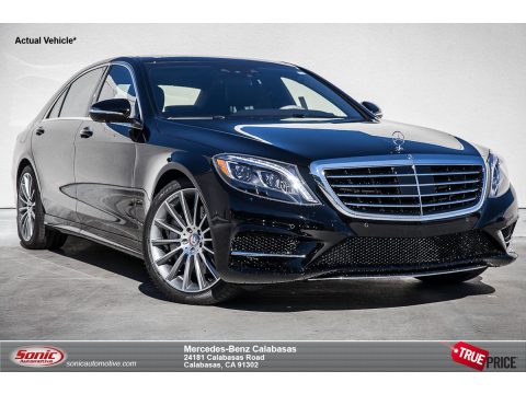 Black Mercedes-Benz S 550 Sedan.  Click to enlarge.