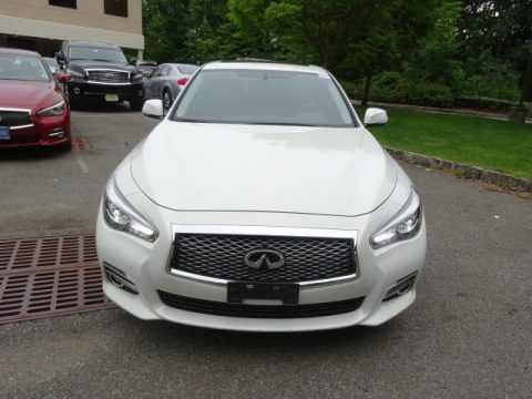 Moonlight White Infiniti Q 50 3.7 AWD.  Click to enlarge.