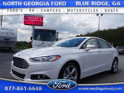 White Platinum Tri-Coat Metallic Ford Fusion SE.  Click to enlarge.