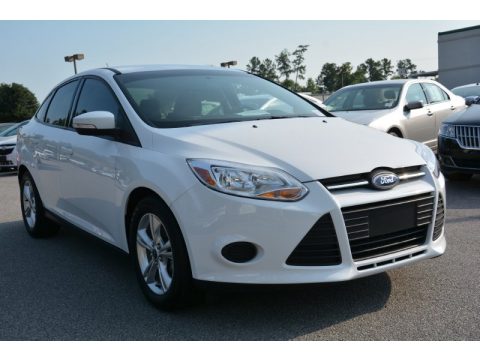 Oxford White Ford Focus SE Sedan.  Click to enlarge.