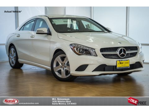 Cirrus White Mercedes-Benz CLA 250.  Click to enlarge.