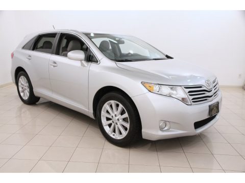 Classic Silver Metallic Toyota Venza I4 AWD.  Click to enlarge.