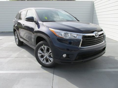 Nautical Blue Metallic Toyota Highlander LE.  Click to enlarge.