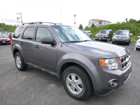 Sterling Gray Metallic Ford Escape XLT V6 4WD.  Click to enlarge.