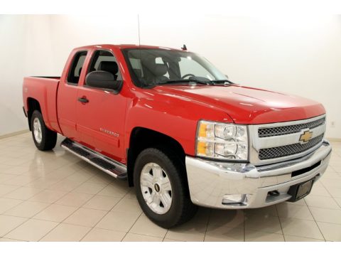 Victory Red Chevrolet Silverado 1500 LT Extended Cab 4x4.  Click to enlarge.