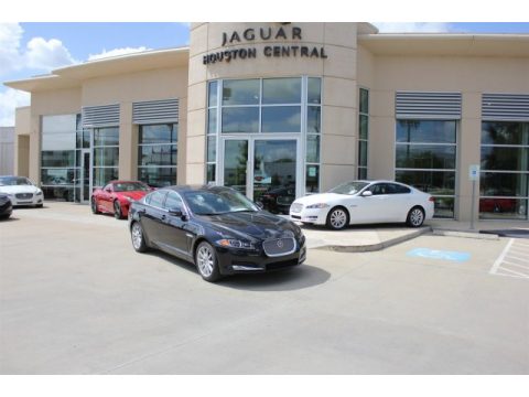 Ultimate Black Metallic Jaguar XF 2.0T Premium.  Click to enlarge.