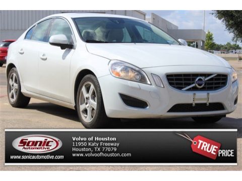 Ice White Volvo S60 T5.  Click to enlarge.