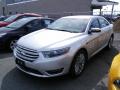 Front 3/4 View of 2015 Ford Taurus Limited #3