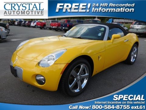 Mean Yellow Pontiac Solstice Roadster.  Click to enlarge.