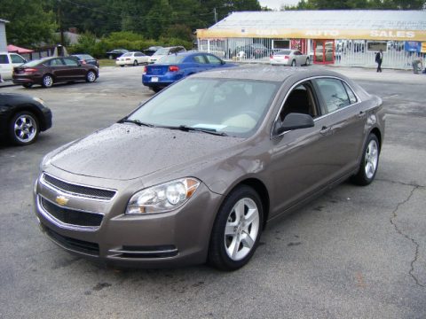 Mocha Steel Metallic Chevrolet Malibu LS.  Click to enlarge.