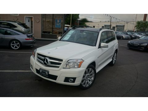 Arctic White Mercedes-Benz GLK 350 4Matic.  Click to enlarge.