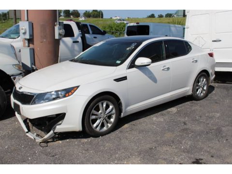 Snow White Pearl Kia Optima EX.  Click to enlarge.