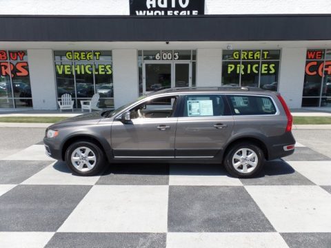 Oyster Grey Metallic Volvo XC70 3.2 AWD.  Click to enlarge.