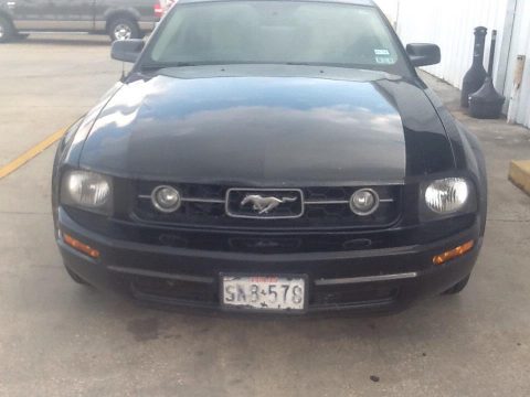 Black Ford Mustang V6 Premium Coupe.  Click to enlarge.