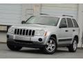 2005 Grand Cherokee Laredo #2