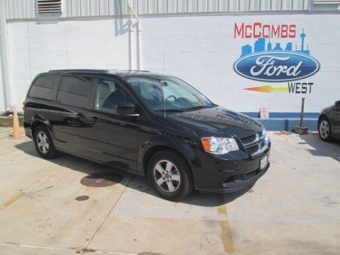 Brilliant Black Crystal Pearl Dodge Grand Caravan SXT.  Click to enlarge.