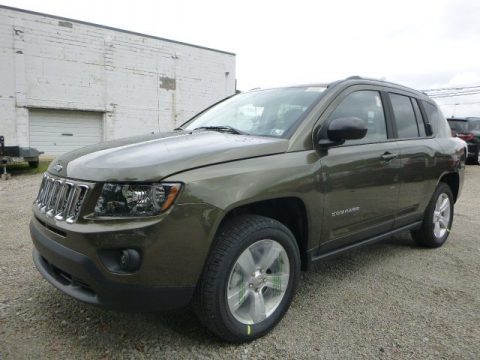 ECO Green Pearl Jeep Compass Sport 4x4.  Click to enlarge.