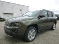 Front 3/4 View of 2016 Jeep Compass Sport 4x4 #1
