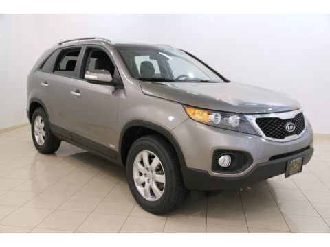 Titanium Silver Kia Sorento LX AWD.  Click to enlarge.